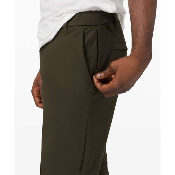 Lululemon Commission Pant Classic Warpstreme Dark Olive Men's 33 x 33 EUC - Picture 3 of 12